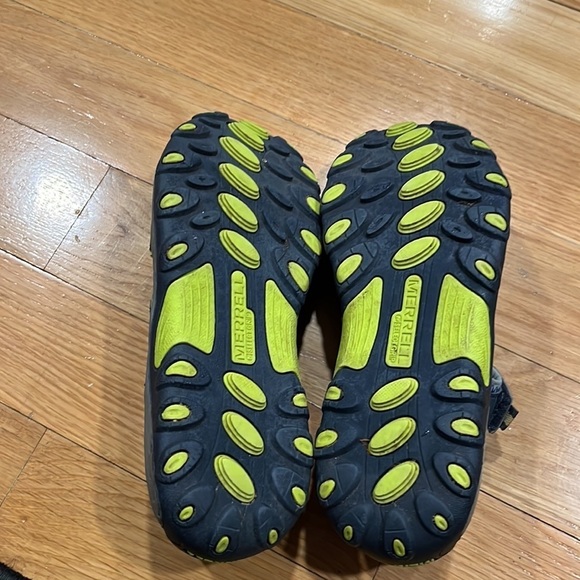 Merrrll h20 boys hiking sandals size 4. - Picture 5 of 6
